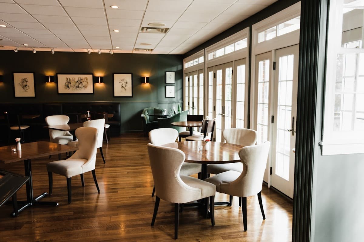 Distilled dining room