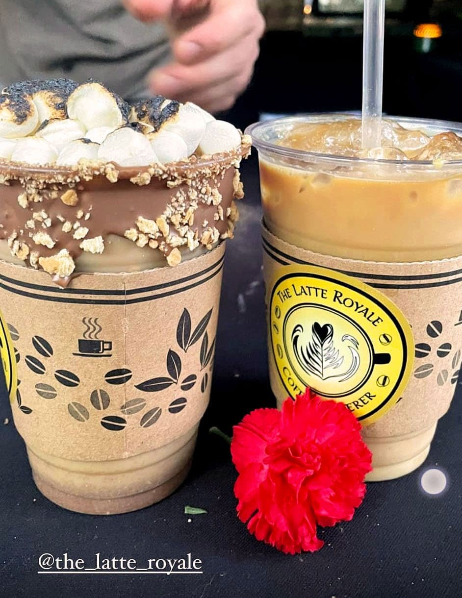 Latte Royale drink service